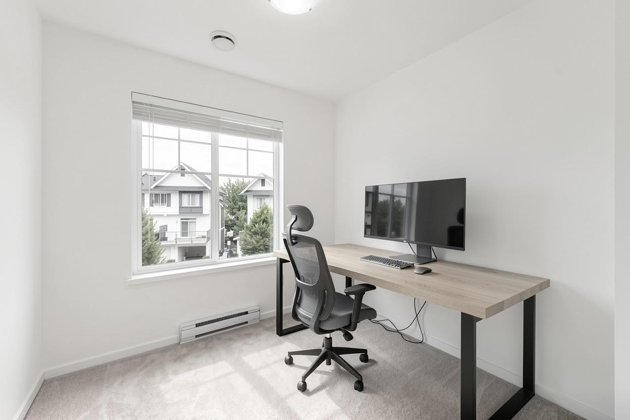 99 15340 Guildford Drive, Surrey, British Columbia  V3R 0C9 - Photo 14 - R3131495