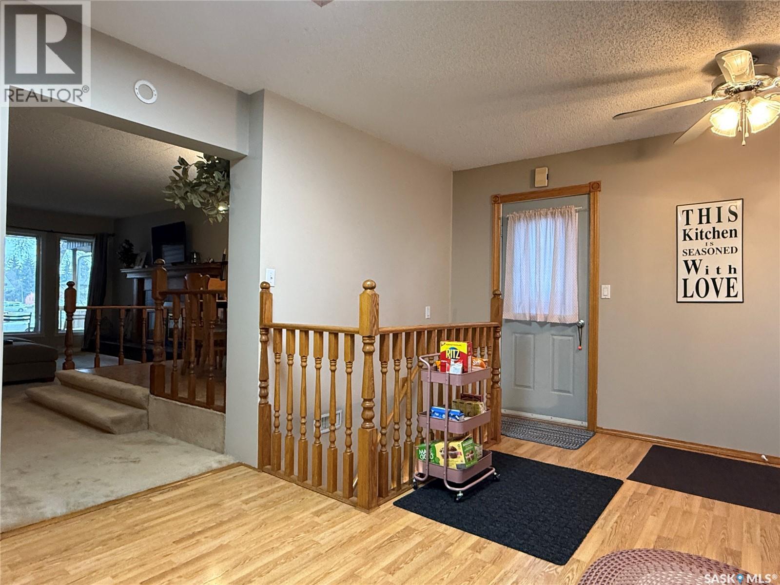 127 6th Avenue W, Melville, Saskatchewan  S0A 2P0 - Photo 17 - SK038832