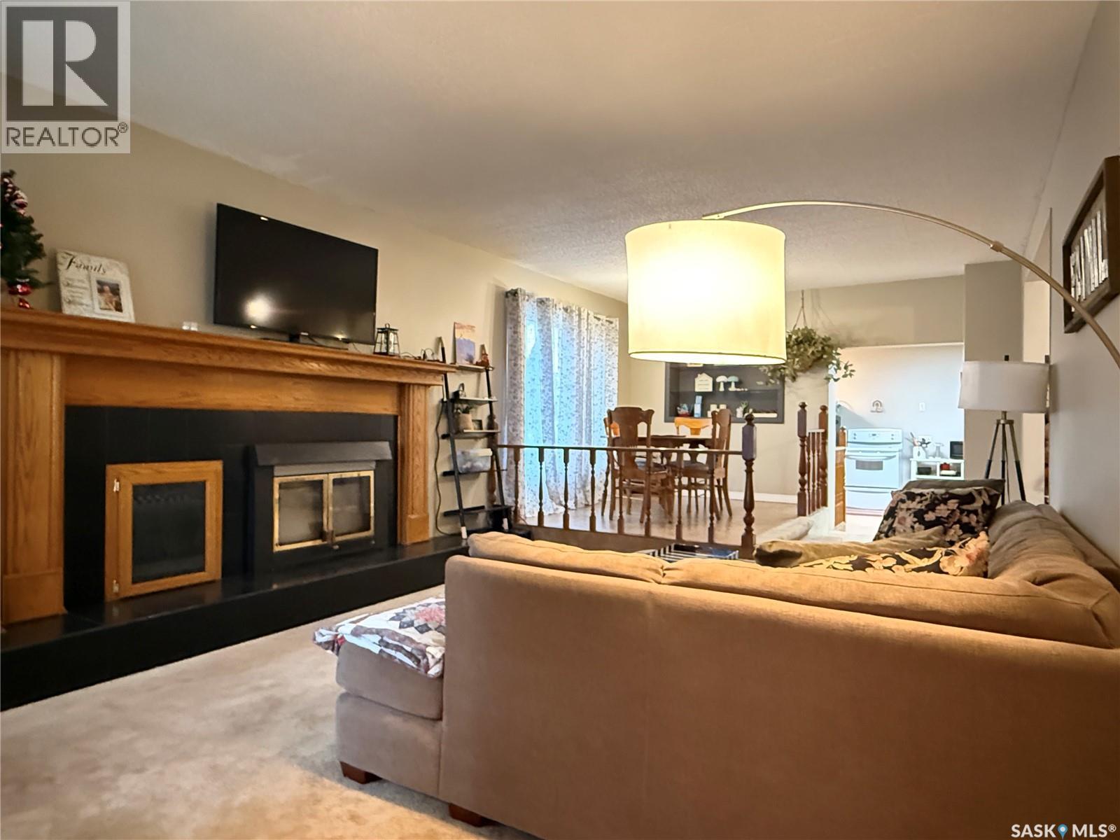 127 6th Avenue W, Melville, Saskatchewan  S0A 2P0 - Photo 4 - SK038832