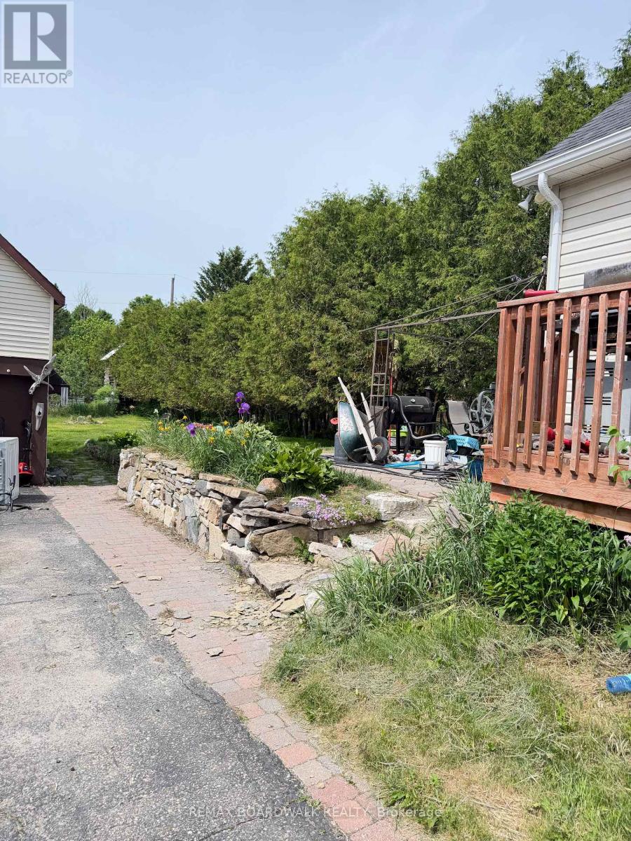 74 Princess Street, Lanark Highlands, Ontario K0G 1K0 - Photo 8 - X13423318