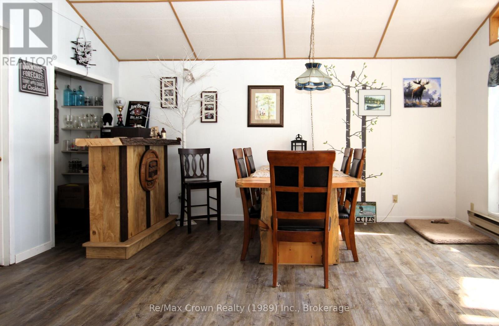 935 Limberlost Point Road, Parry Sound Remote Area, Ontario  P0H 2R0 - Photo 24 - X12867182