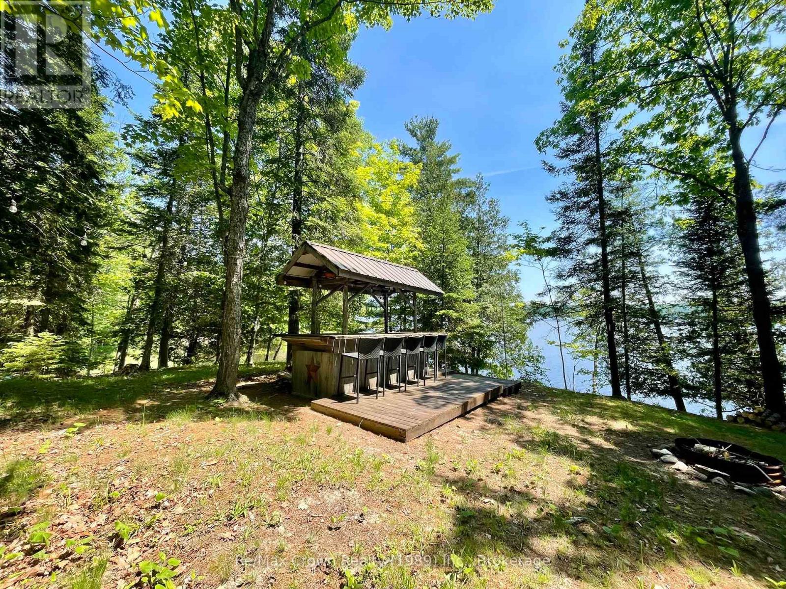 935 Limberlost Point Road, Parry Sound Remote Area, Ontario  P0H 2R0 - Photo 6 - X12867182
