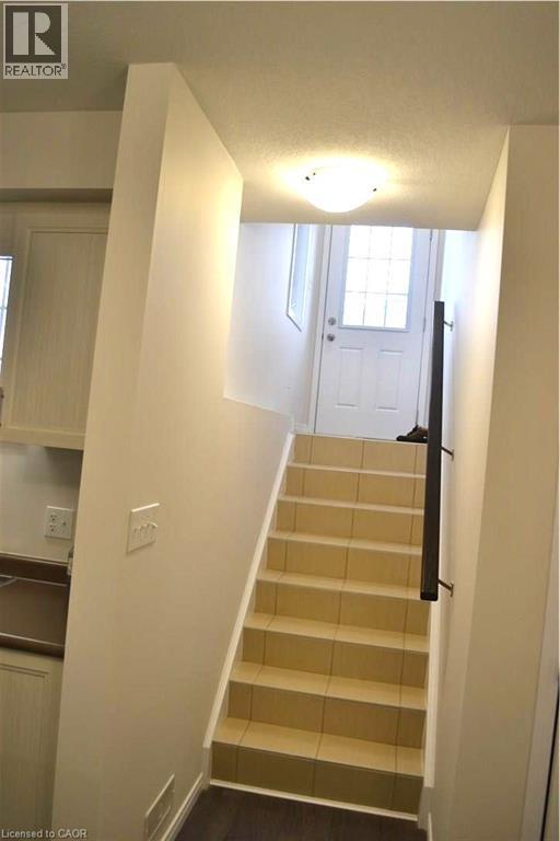 388 Old Huron Road Unit# 12d, Kitchener, Ontario N2R 0J5 - Photo 2 - 40826297