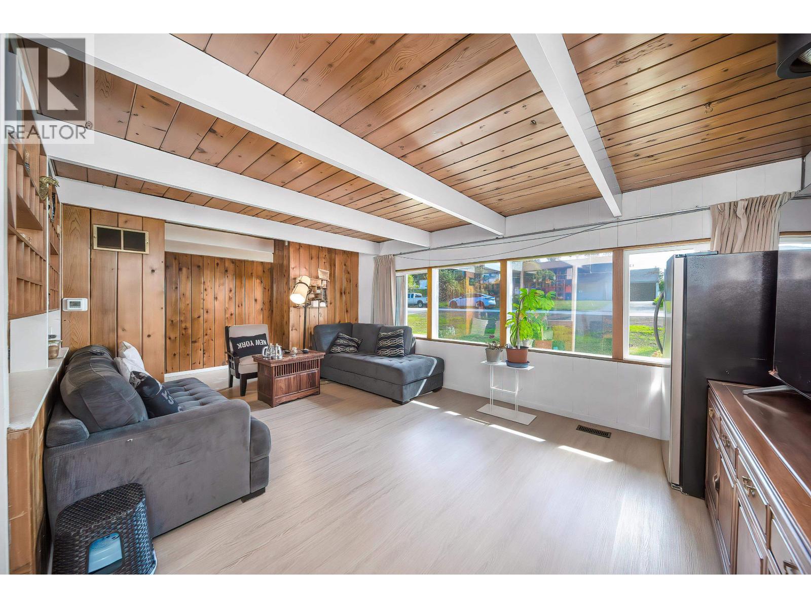 4067 Sefton Street, Port Coquitlam, British Columbia  V3B 3S5 - Photo 10 - R3134323