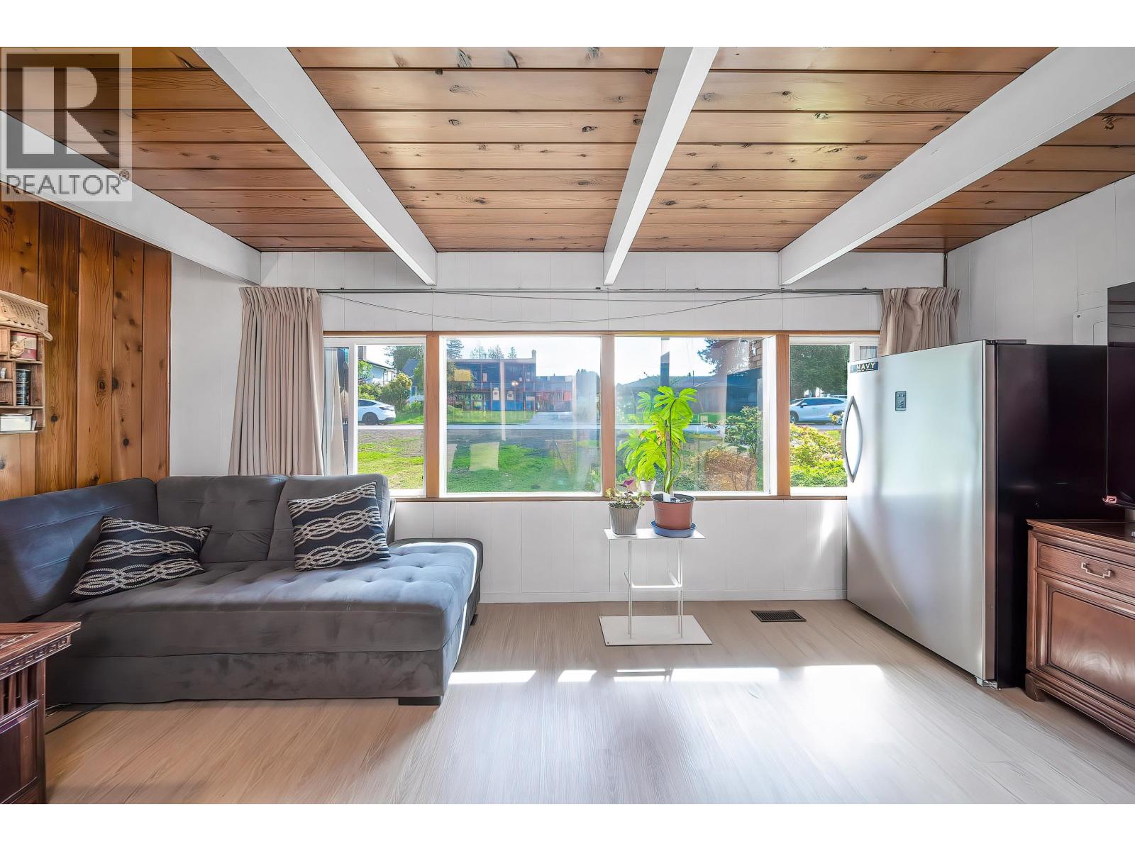 4067 Sefton Street, Port Coquitlam, British Columbia  V3B 3S5 - Photo 9 - R3134323