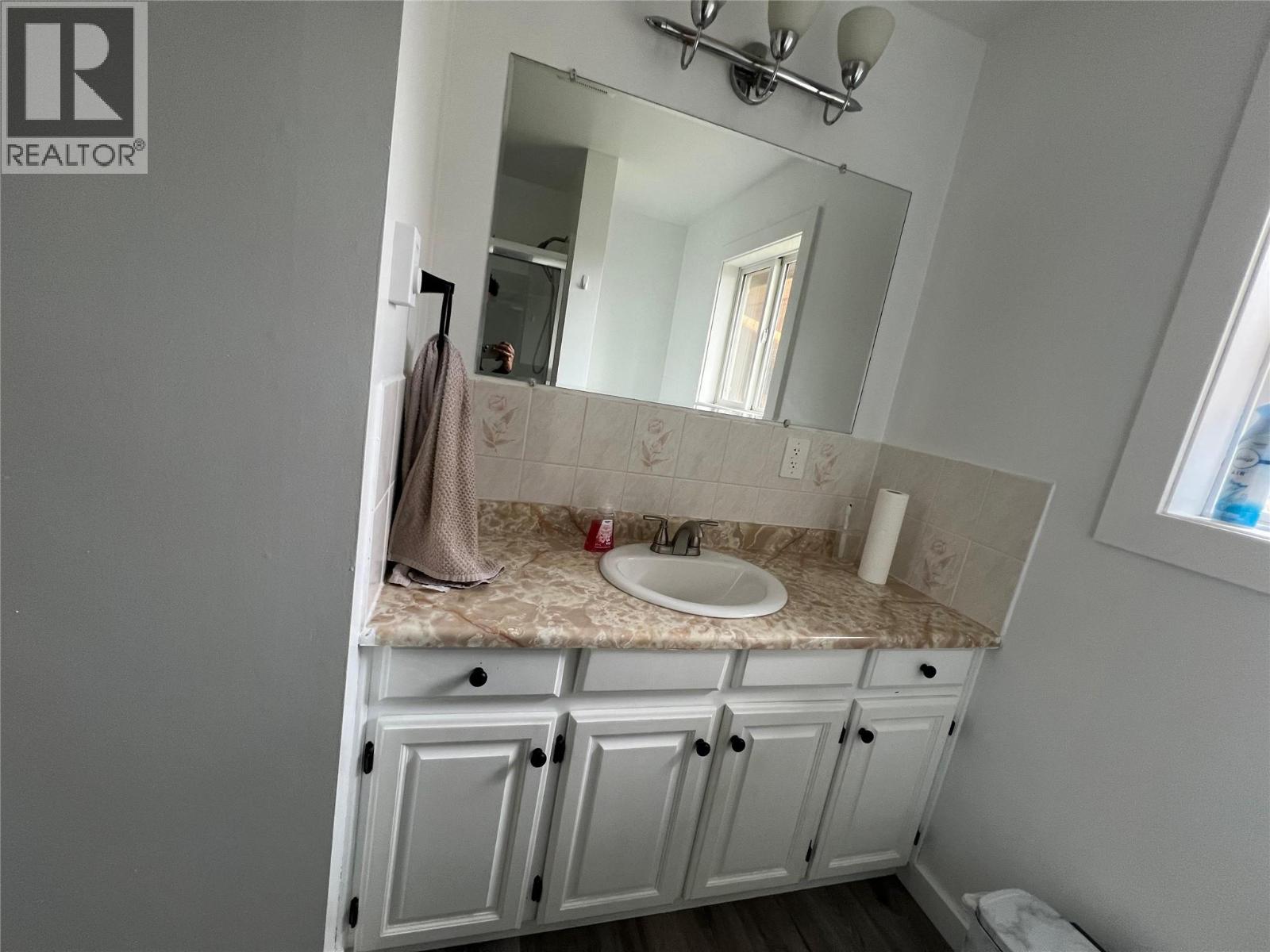 3621 Muzzy Road, Canyon, British Columbia  V0B 1C1 - Photo 14 - 10390483