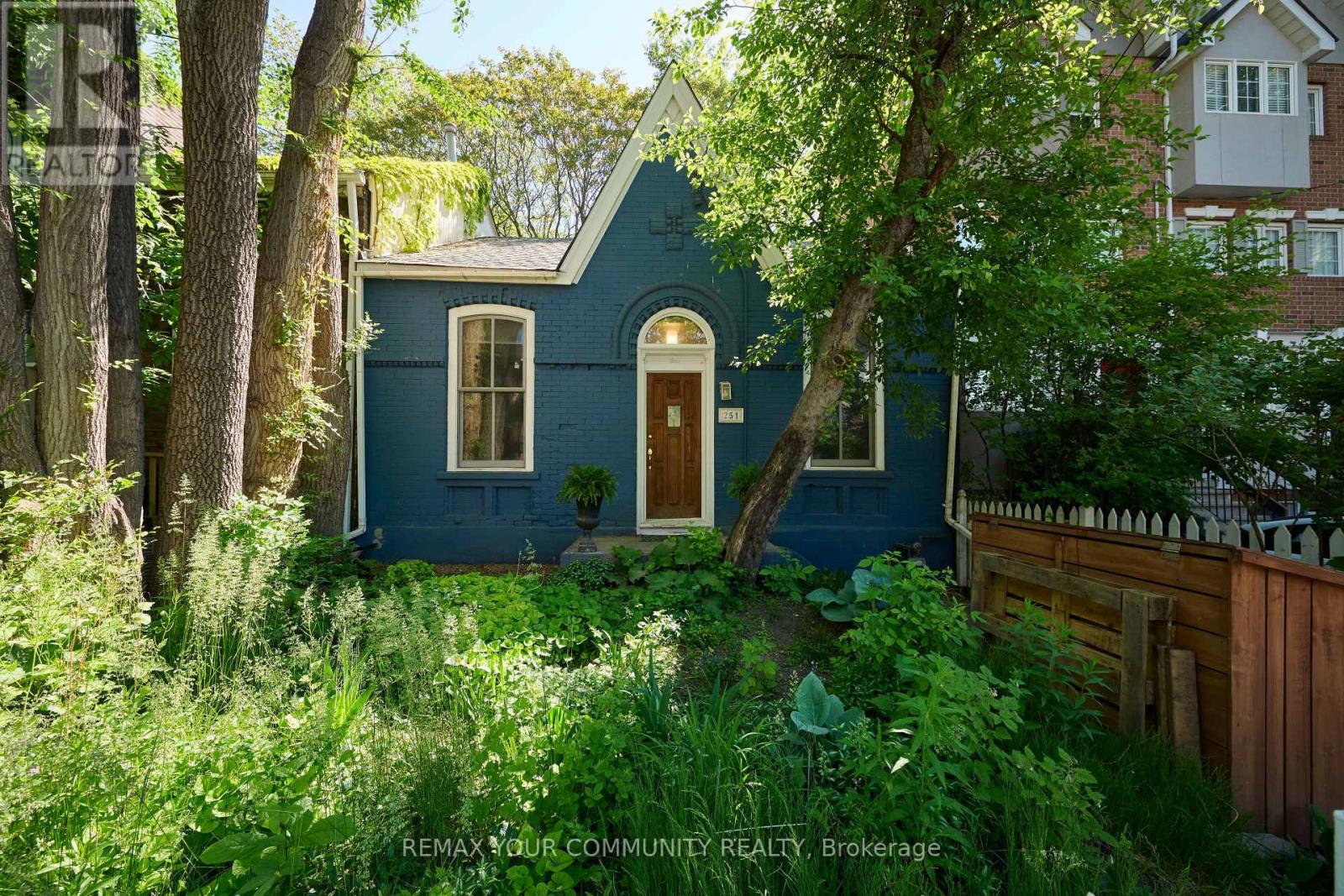 251 BERKELEY STREET, toronto (moss park), Ontario
