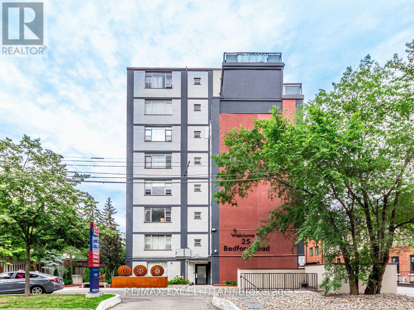 305 - 25 BEDFORD ROAD, Toronto, Ontario