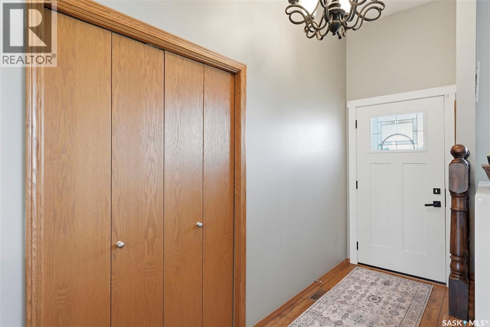 743 Cowley Road, Saskatoon, Saskatchewan  S7N 4J1 - Photo 3 - SK038824