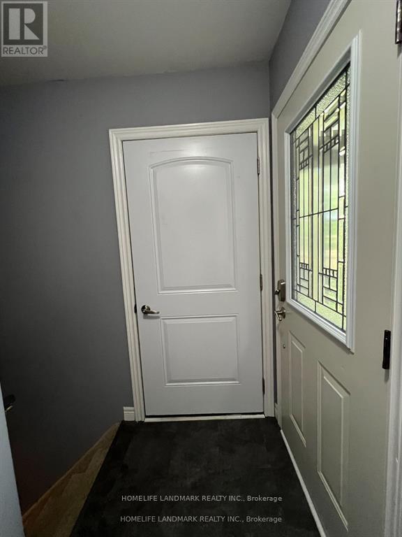 B 41 Gross Drive, Barrie (Edgehill Drive), Ontario L4N 0P2 - Photo 2 - S13423432