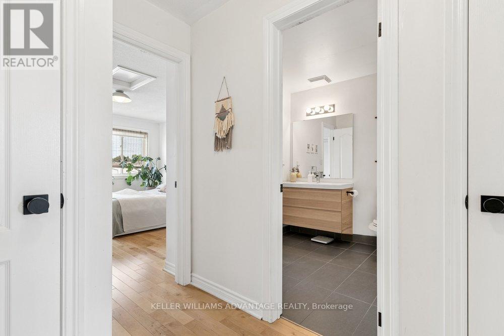 12 Connolly Street, Toronto, Ontario  M6N 5G3 - Photo 25 - W13423404