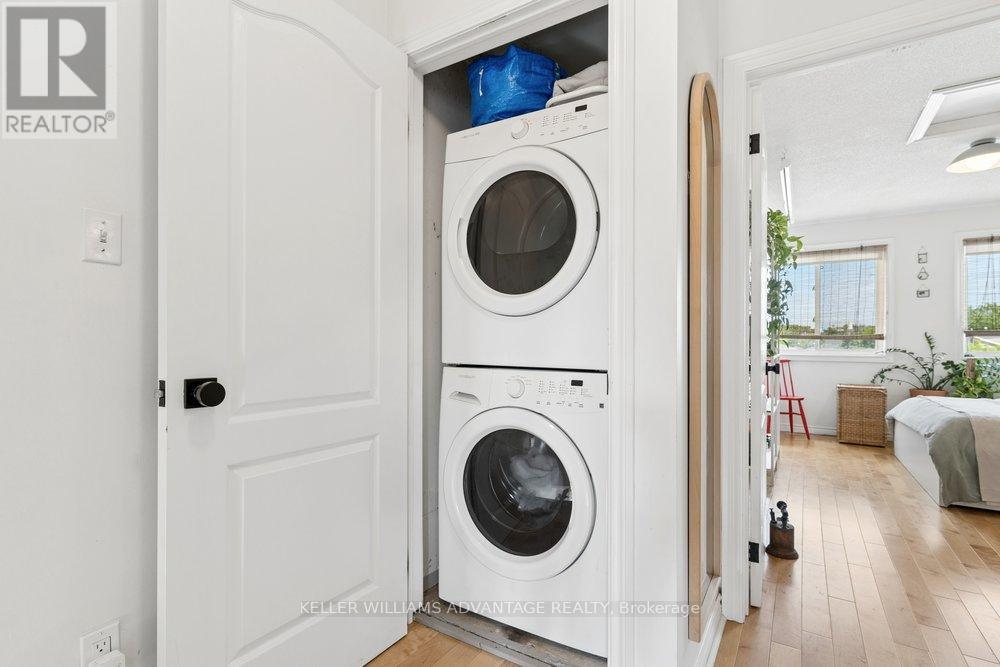12 Connolly Street, Toronto, Ontario  M6N 5G3 - Photo 26 - W13423404