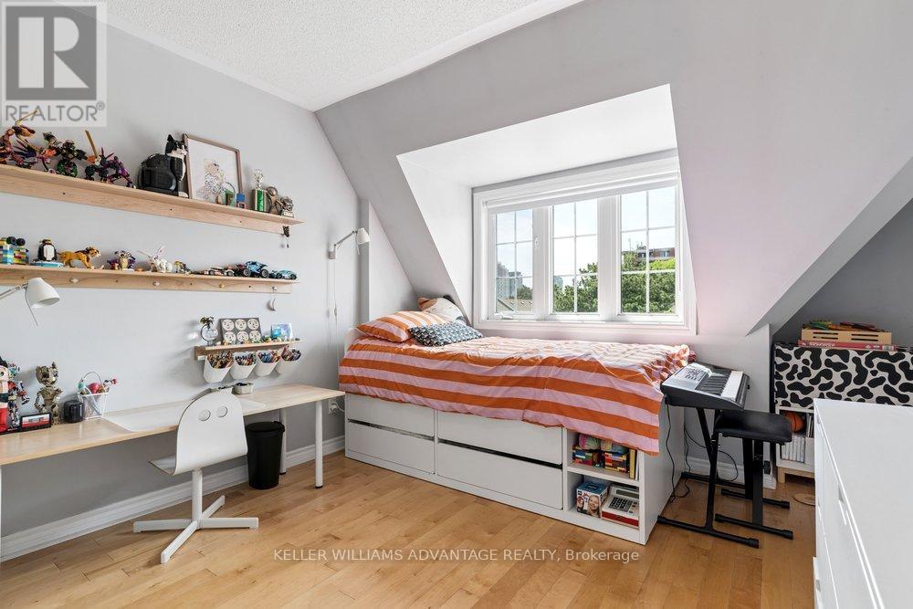 12 Connolly Street, Toronto, Ontario  M6N 5G3 - Photo 27 - W13423404