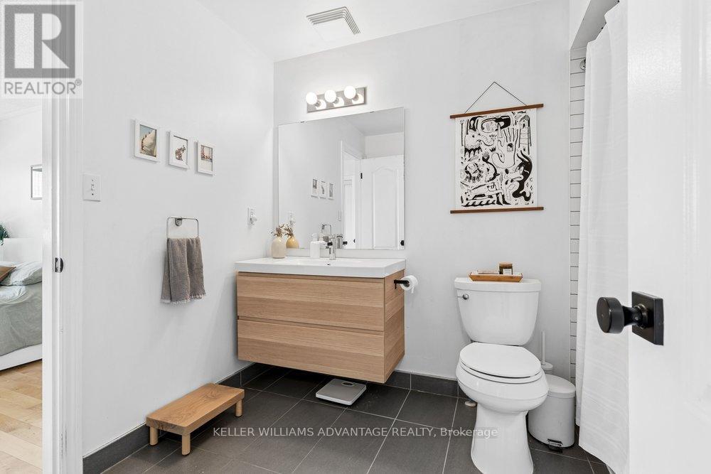 12 Connolly Street, Toronto, Ontario  M6N 5G3 - Photo 33 - W13423404