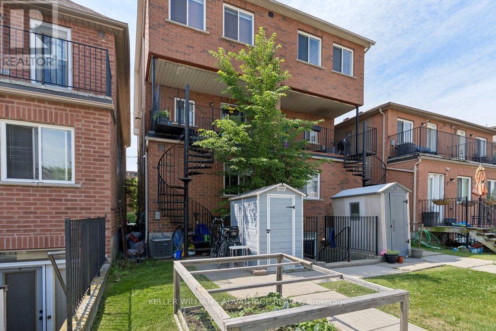 12 Connolly Street, Toronto, Ontario  M6N 5G3 - Photo 50 - W13423404