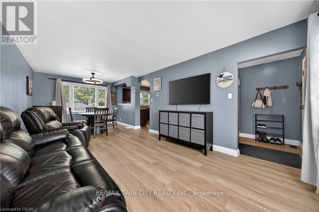 797 Bayswater Street, Woodstock, Ontario  N4S 5K7 - Photo 9 - X13423376