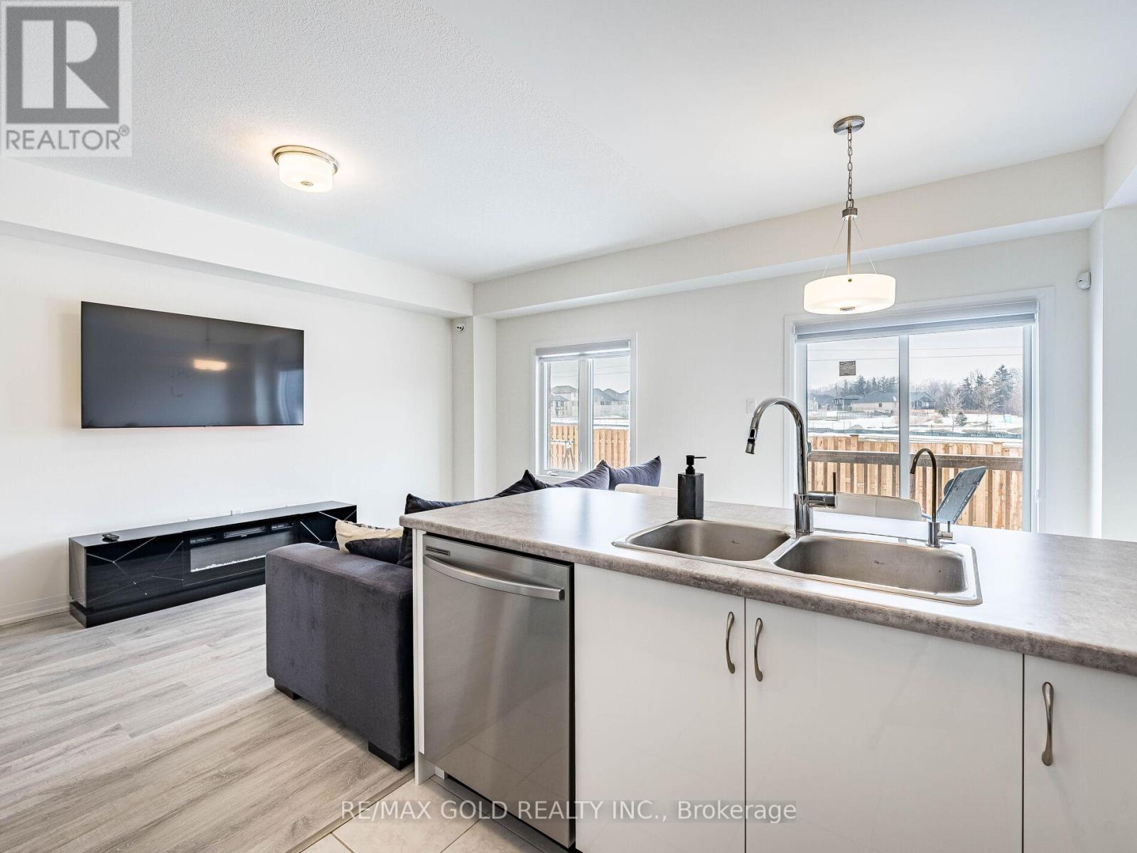 37 George Brier Drive, Brant, Ontario  N3L 3Z9 - Photo 13 - X12805870