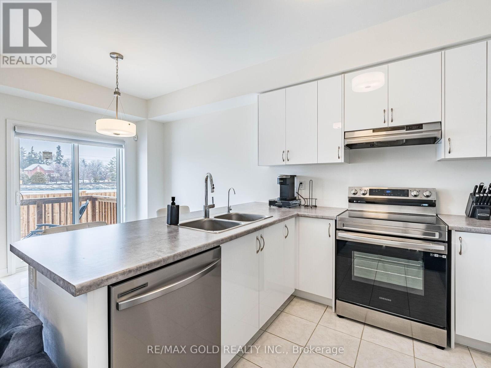 37 George Brier Drive, Brant, Ontario  N3L 3Z9 - Photo 12 - X12805870