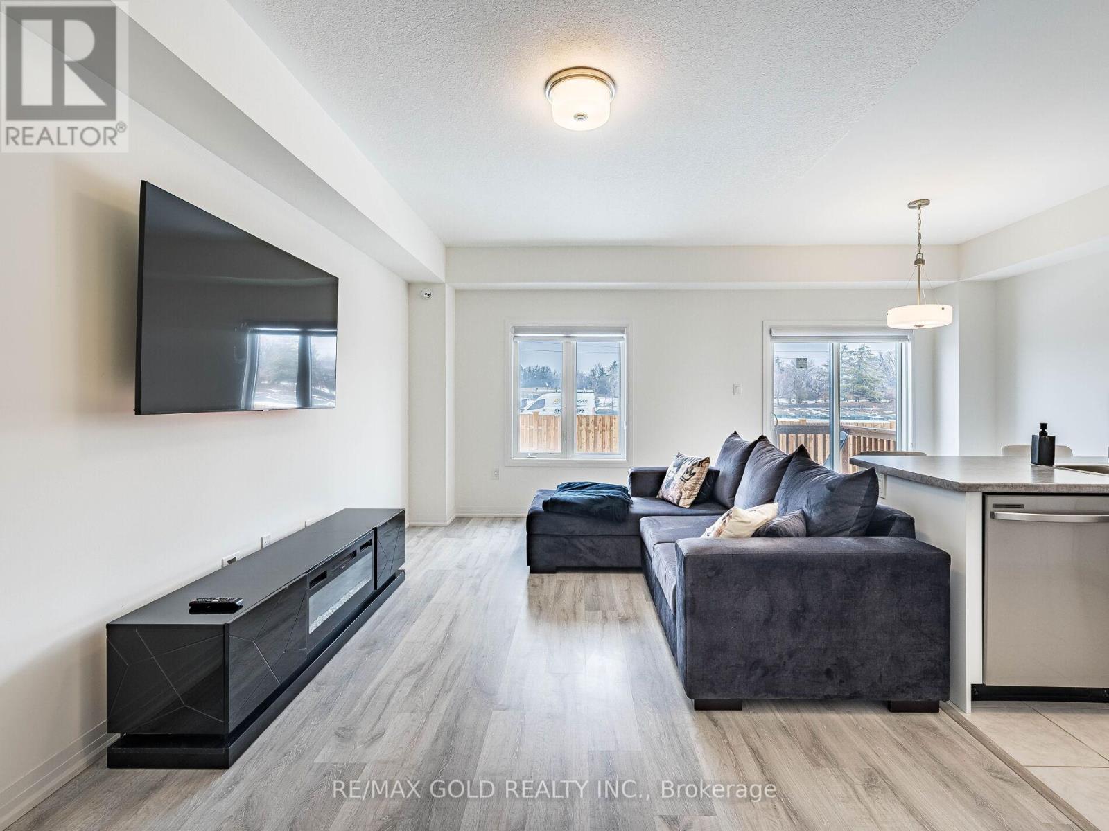 37 George Brier Drive, Brant, Ontario  N3L 3Z9 - Photo 5 - X12805870