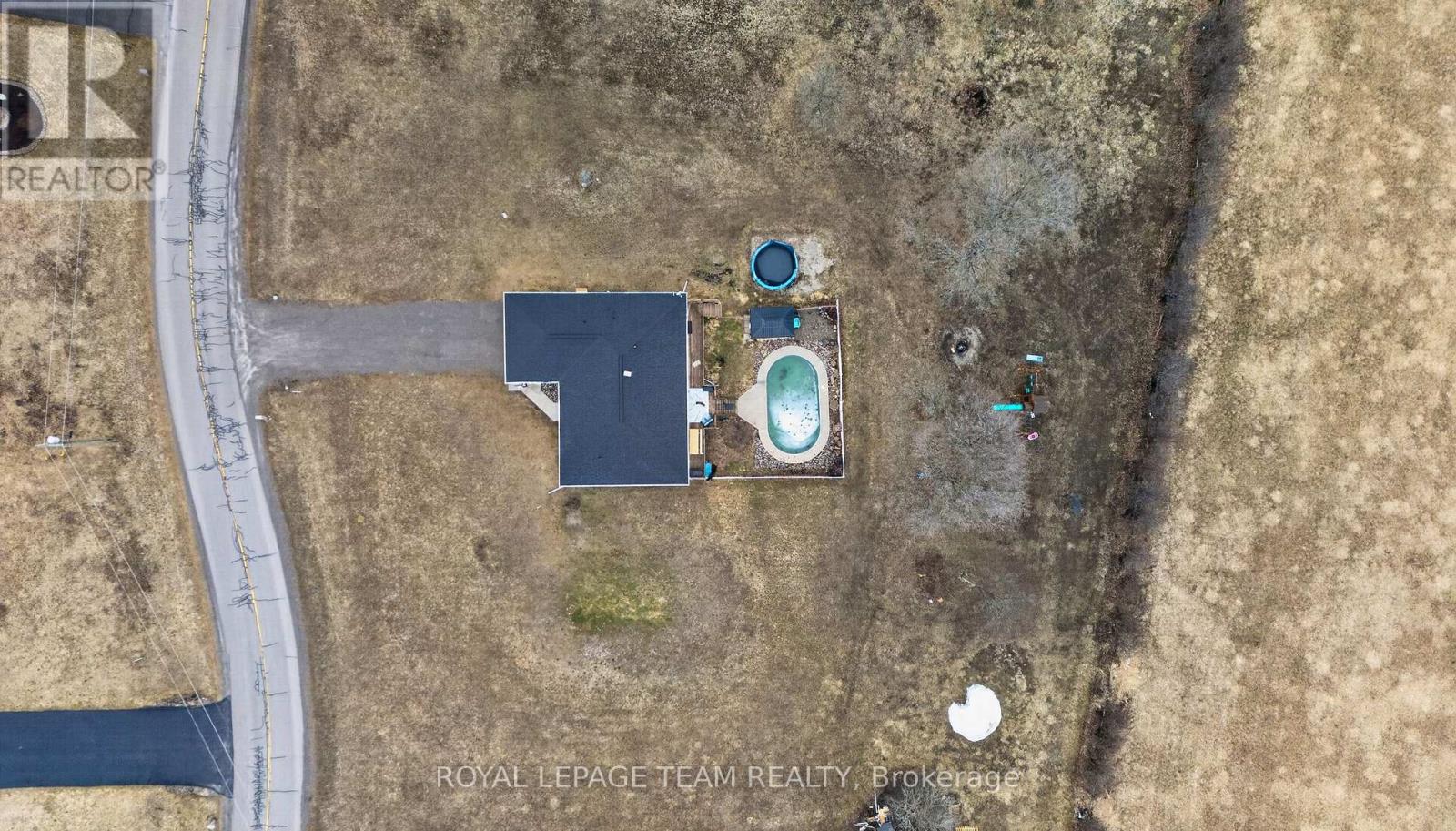 281 Bristow Drive, Montague, Ontario  K7A 5B8 - Photo 3 - X12989034