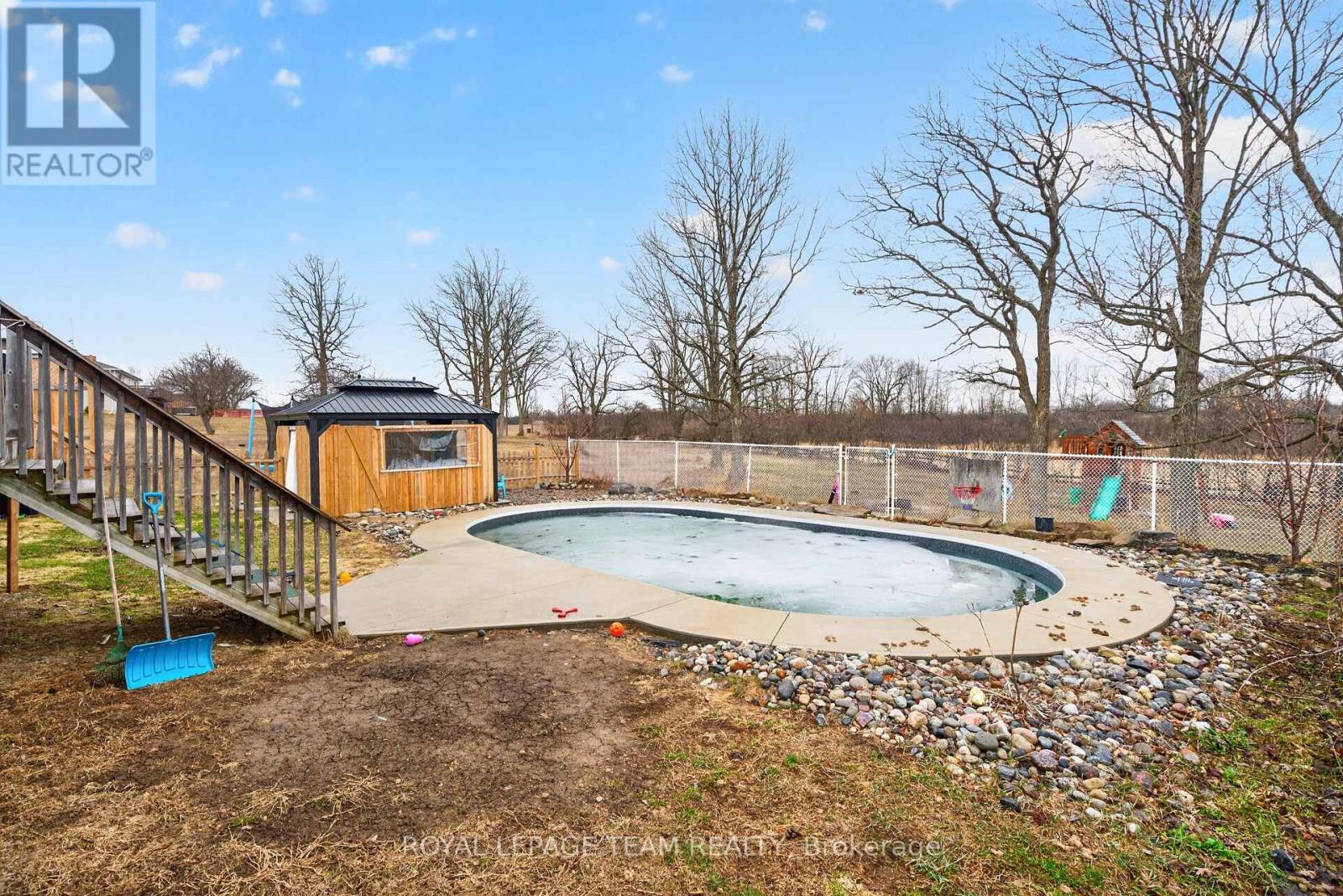 281 Bristow Drive, Montague, Ontario  K7A 5B8 - Photo 6 - X12989034