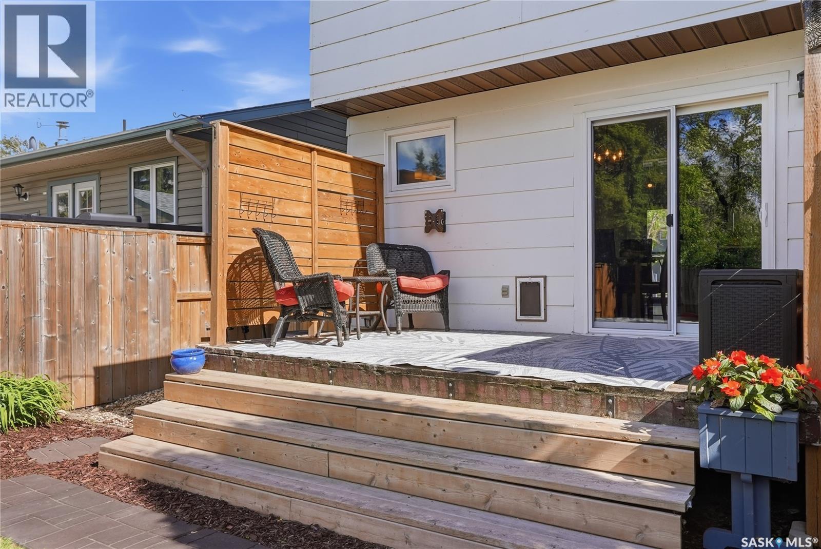 452 Lenore Drive, Saskatoon, Saskatchewan  S7K 5S7 - Photo 38 - SK038882