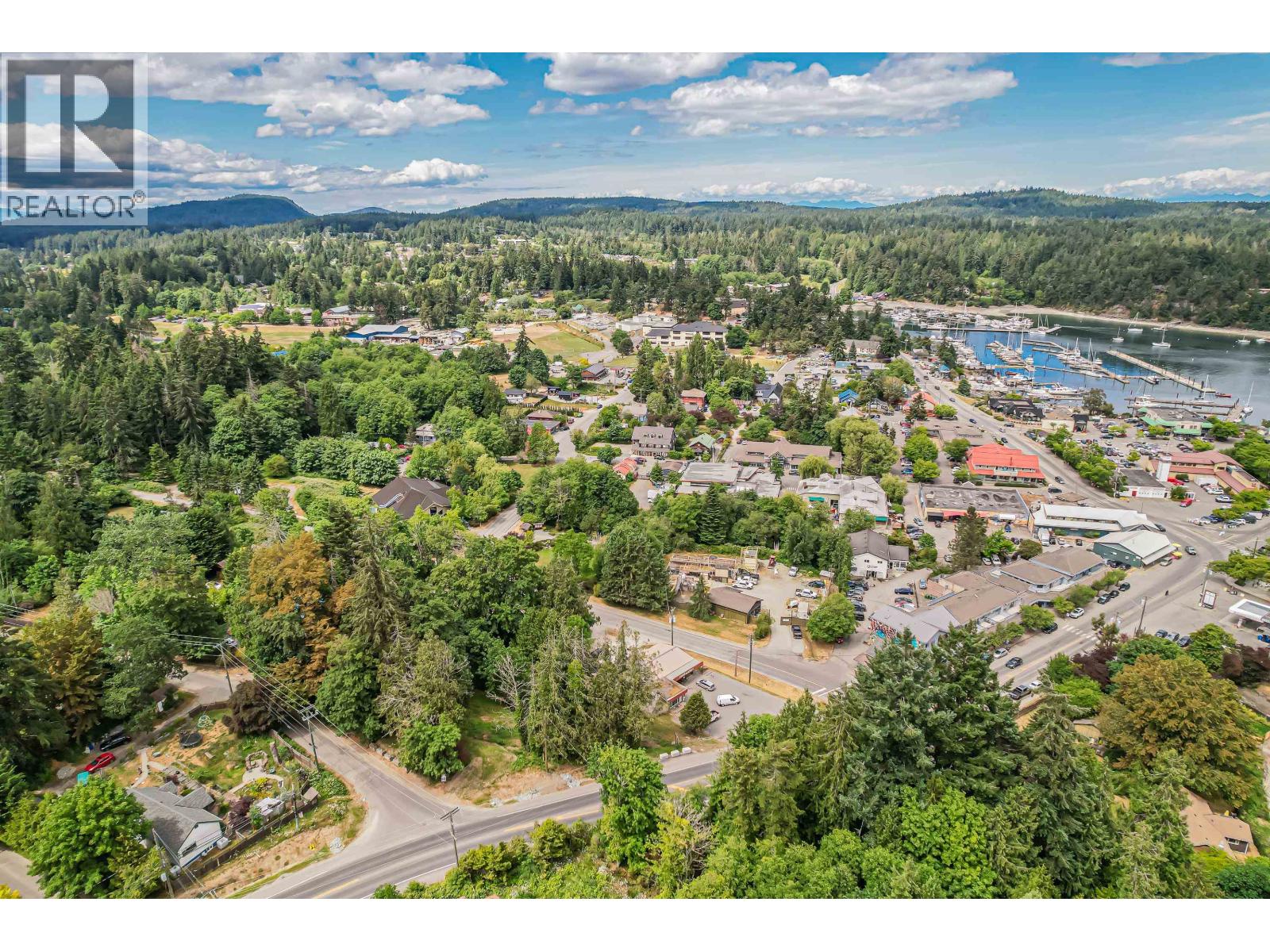 2 Drake Road, Salt Spring Island, British Columbia  V8K 2K8 - Photo 5 - R3134354