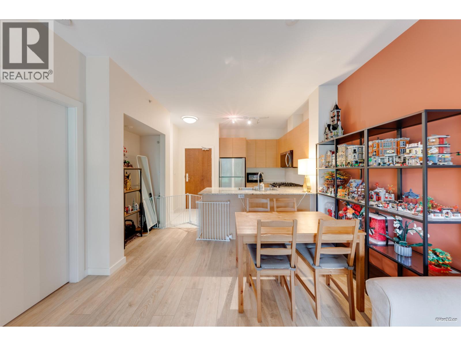405 5665 Irmin Street, Burnaby, British Columbia  V5J 0C4 - Photo 18 - R3134363