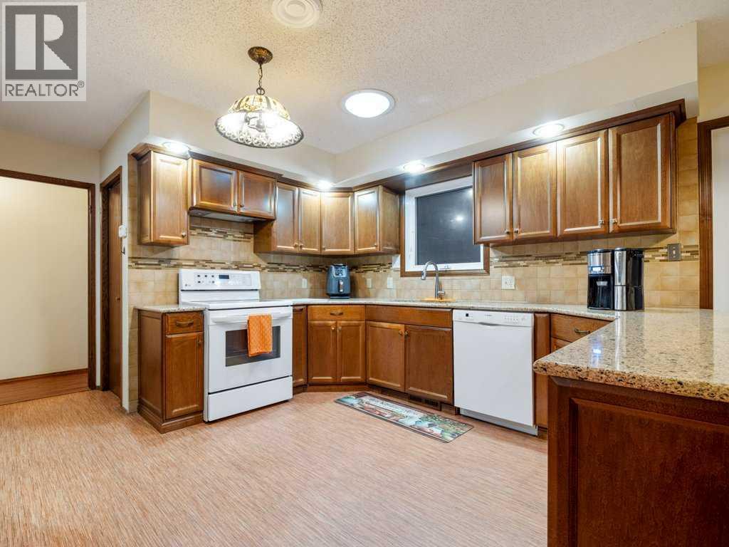 2201 21 Avenue, Coaldale, Alberta  T1M 1J1 - Photo 17 - A2317343