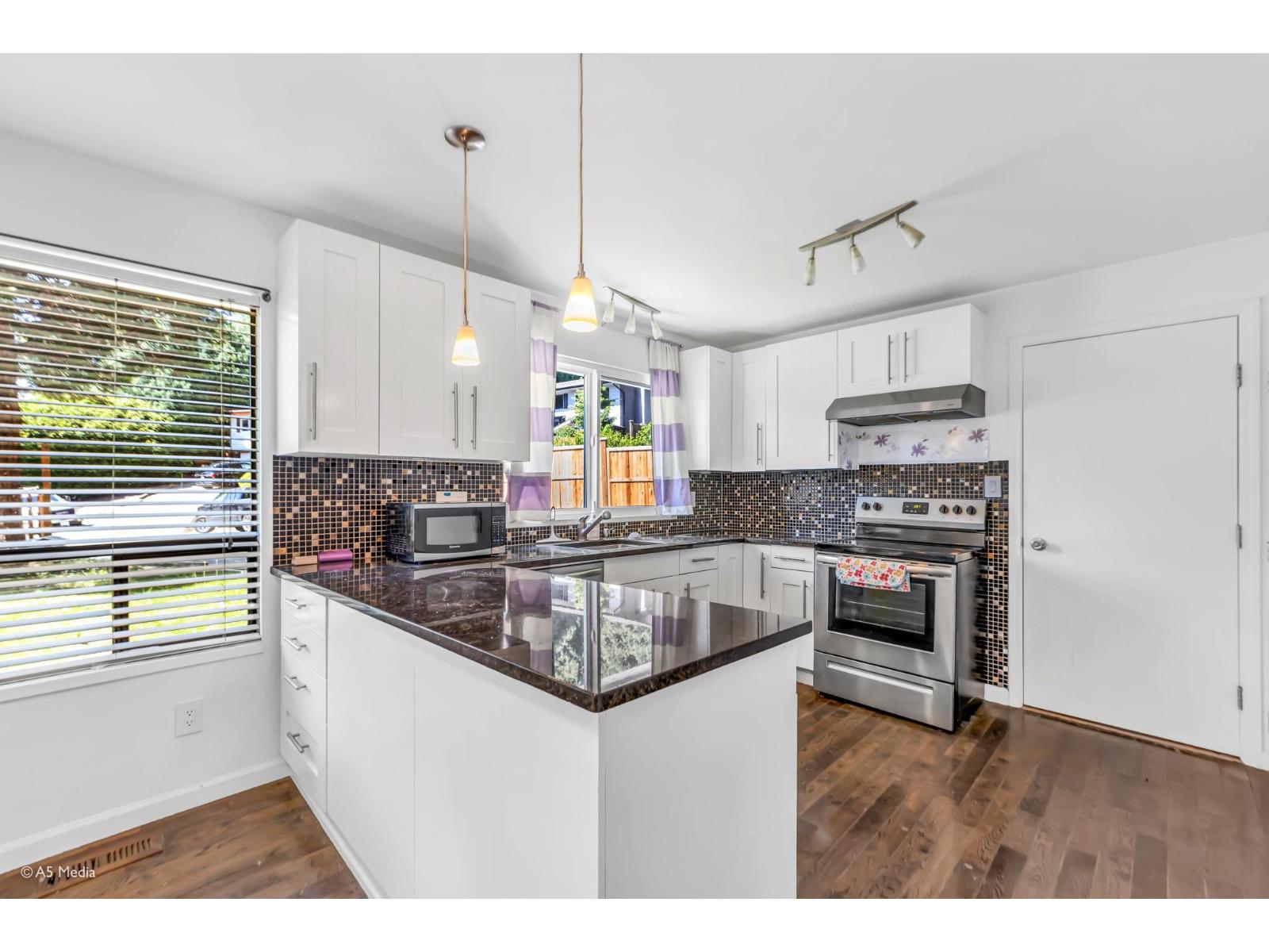 34388 Russet Place, Abbotsford, British Columbia  V2S 5E2 - Photo 8 - R3130546
