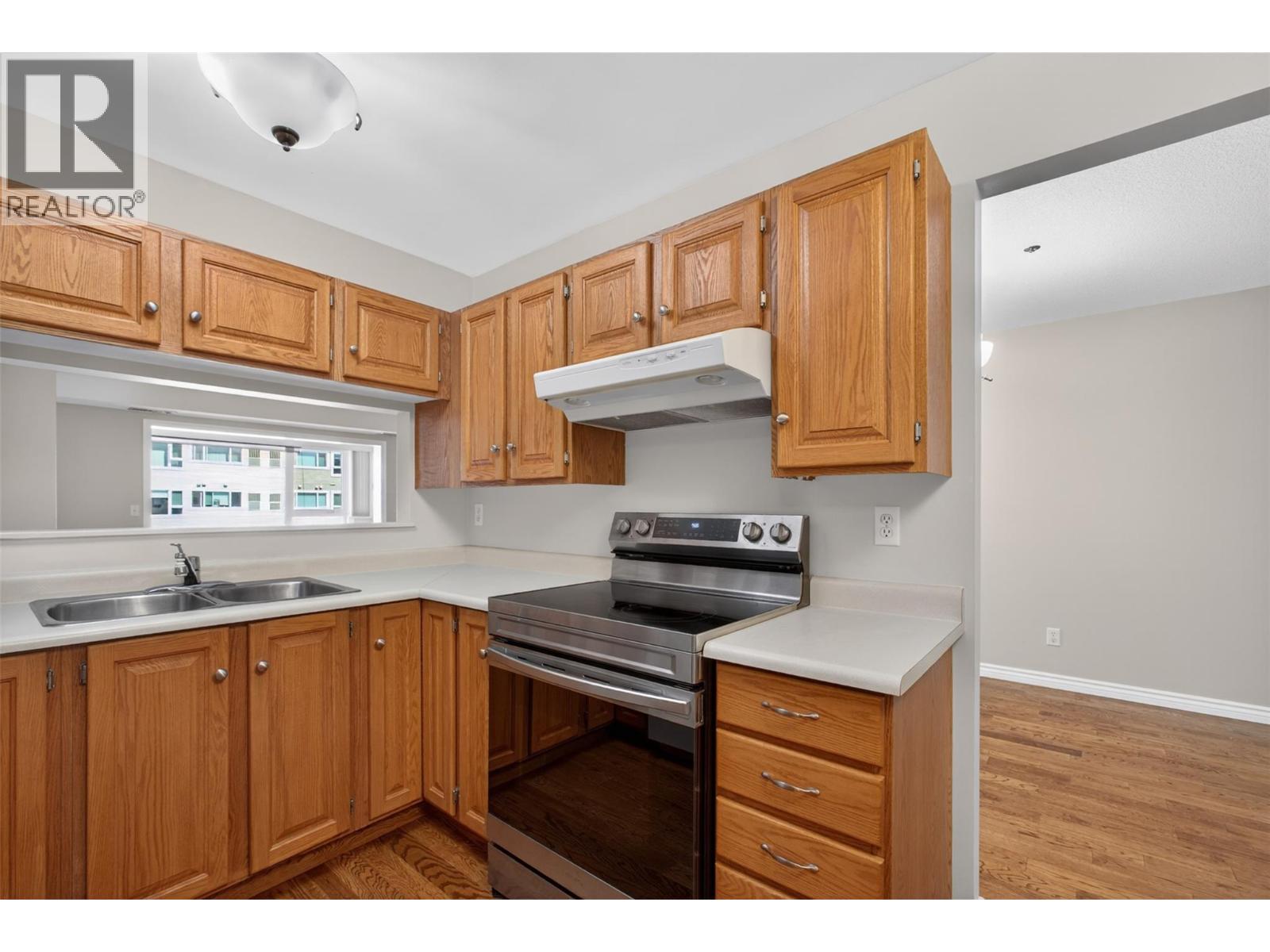 1045 Sutherland Avenue Unit# 206, Kelowna, British Columbia  V1Y 5Y1 - Photo 18 - 10387801