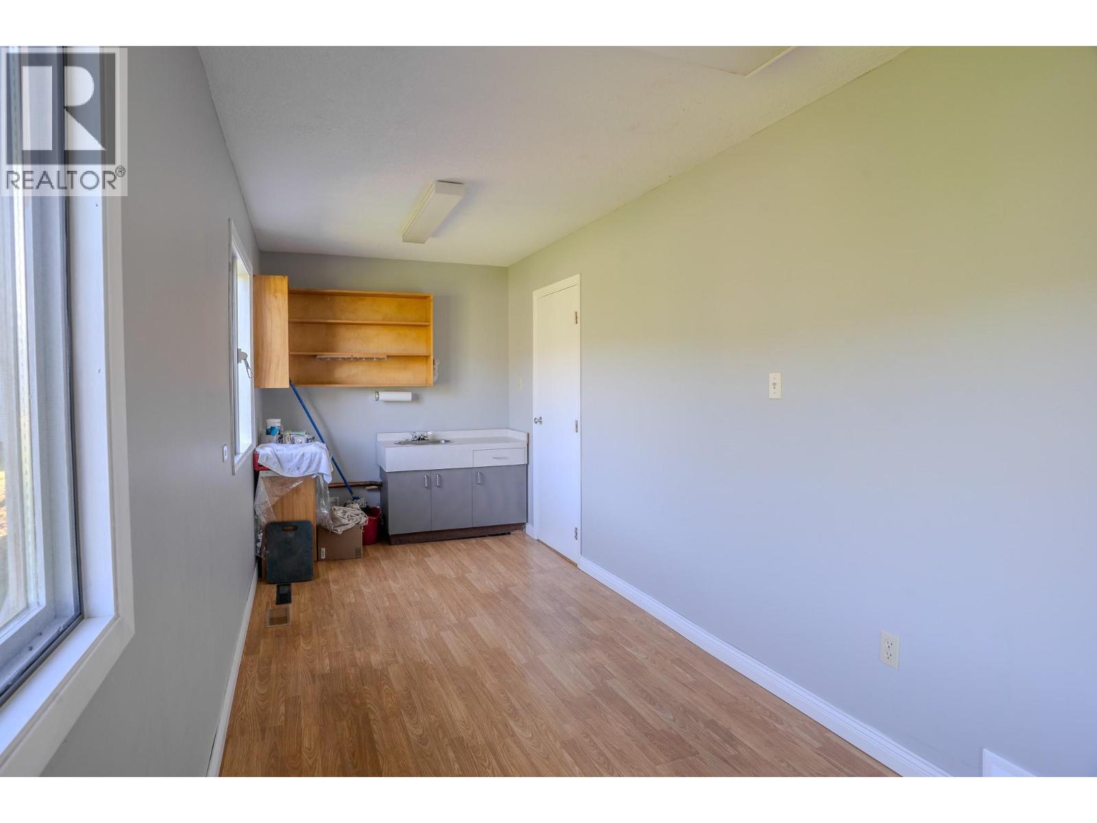 722 1st Avenue, Chase, British Columbia  V0E 1M0 - Photo 16 - 10390385