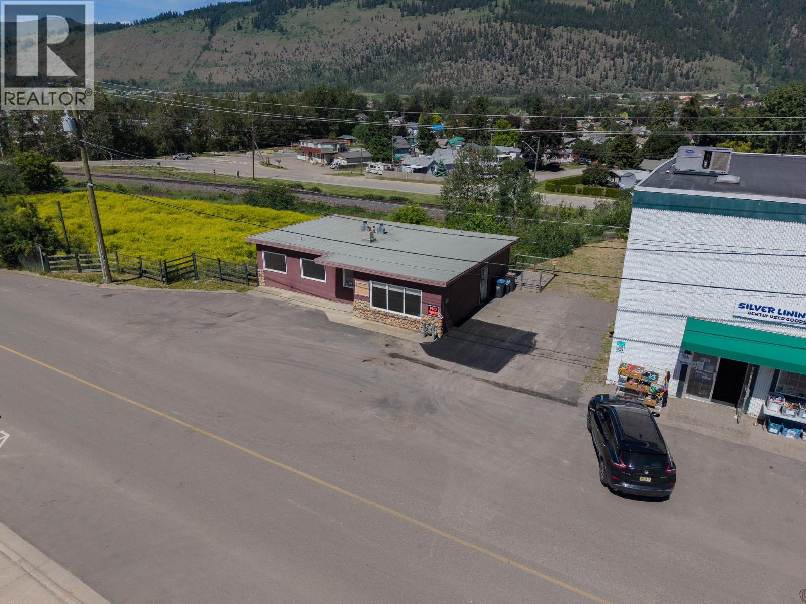 722 1st Avenue, Chase, British Columbia  V0E 1M0 - Photo 5 - 10390385