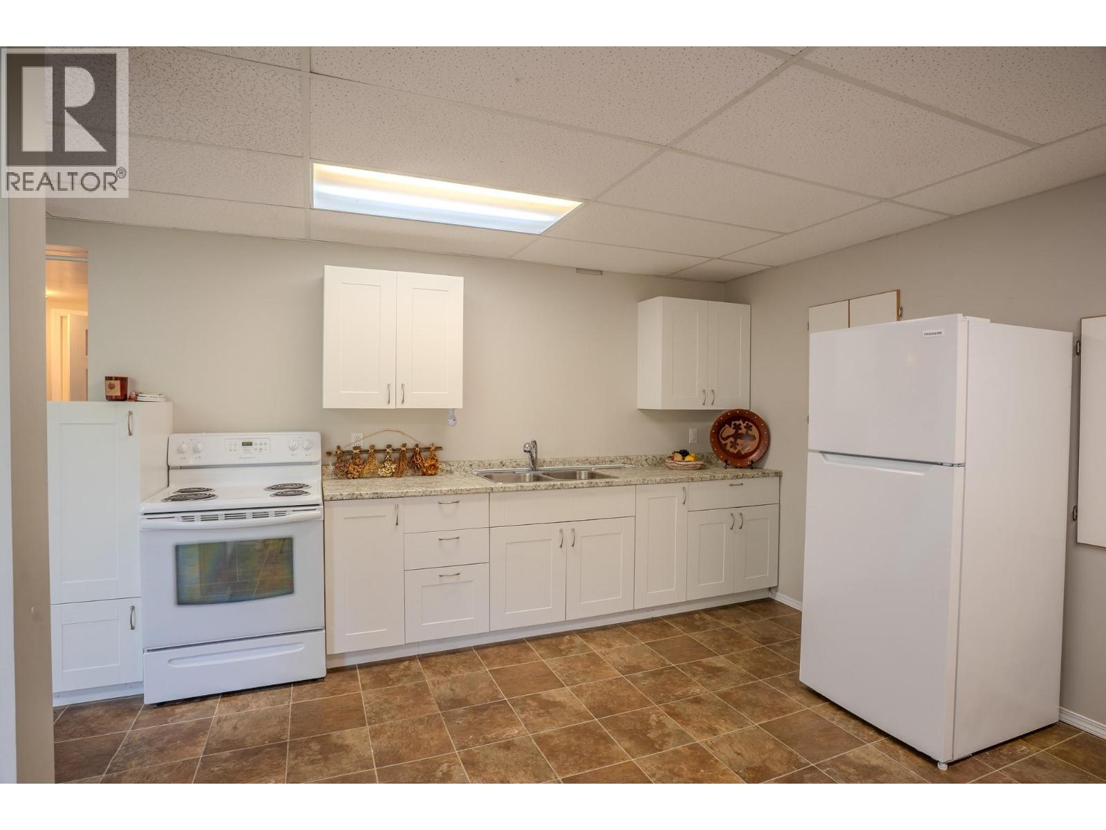 722 1st Avenue, Chase, British Columbia  V0E 1M0 - Photo 28 - 10390385