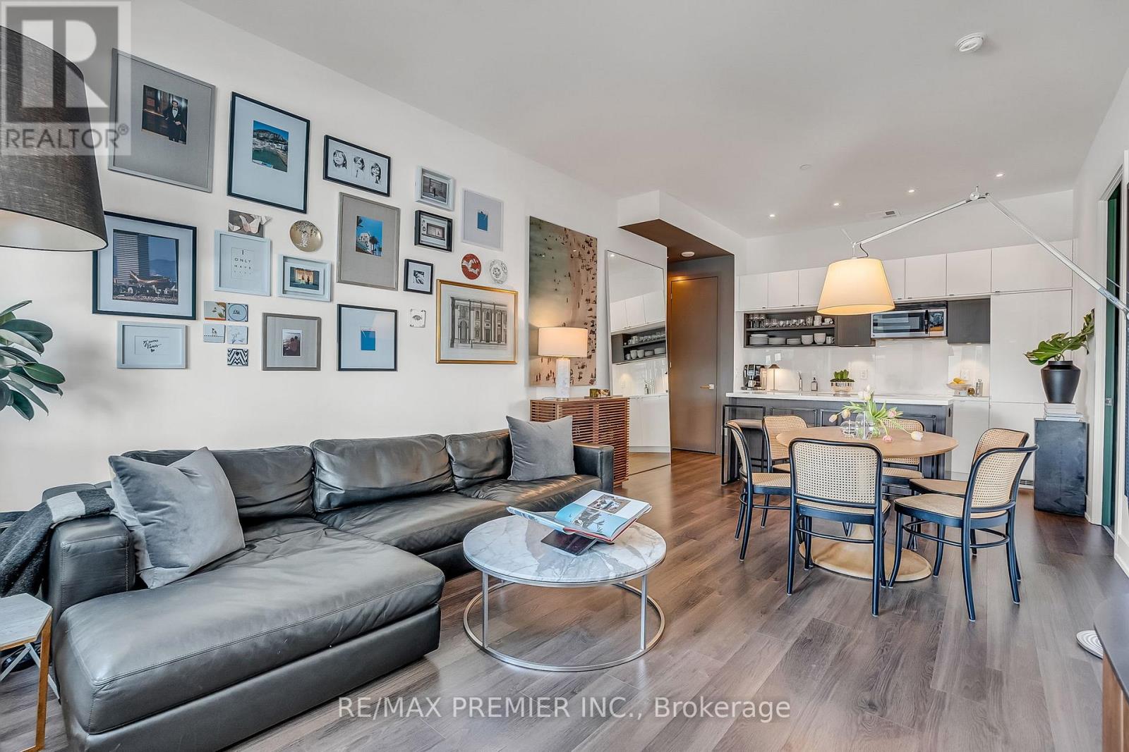 607 - 111 St. Clair Avenue W, Toronto, Ontario M4V 1N5 - Photo 17 - C12764346