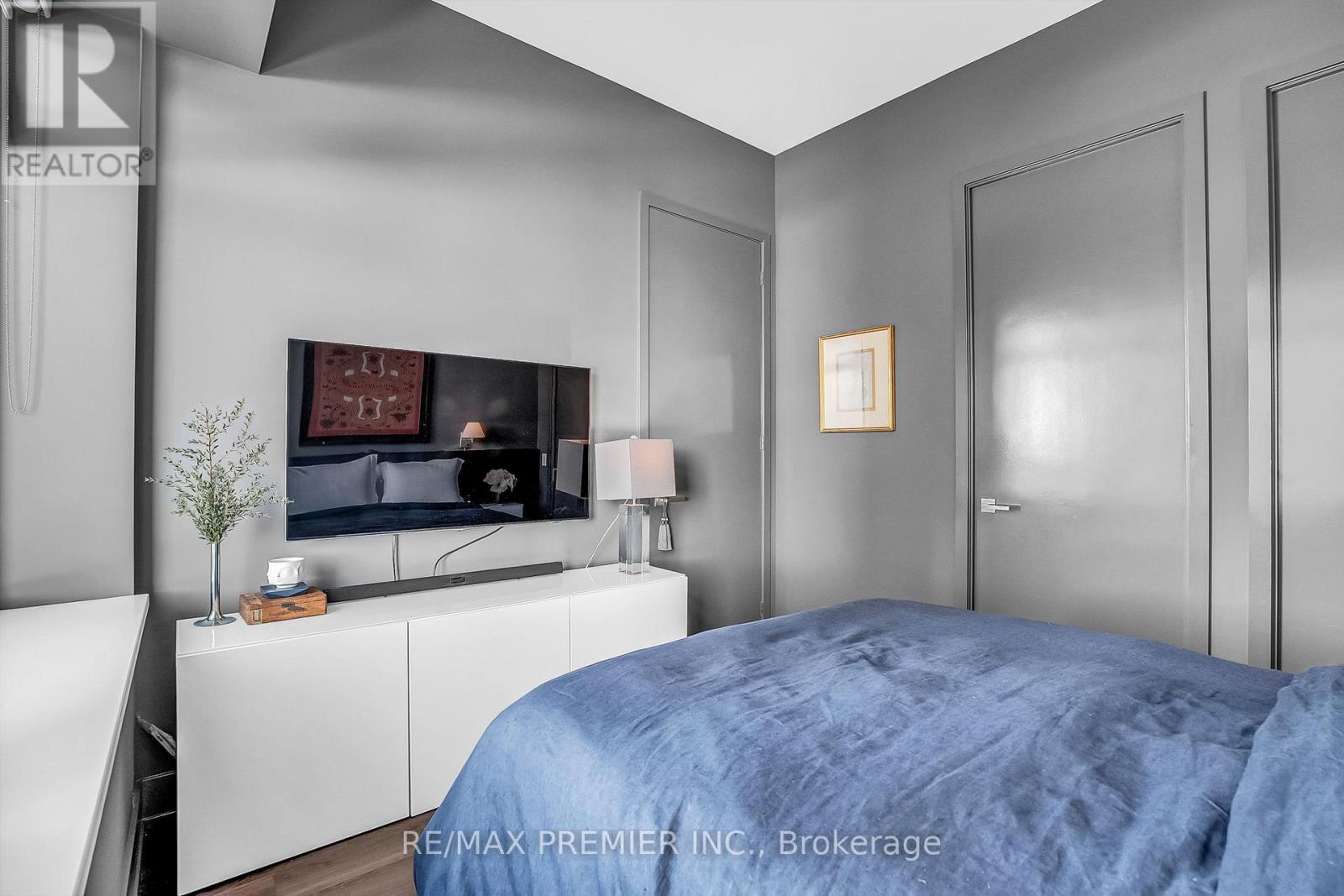 607 - 111 St. Clair Avenue W, Toronto, Ontario M4V 1N5 - Photo 23 - C12764346