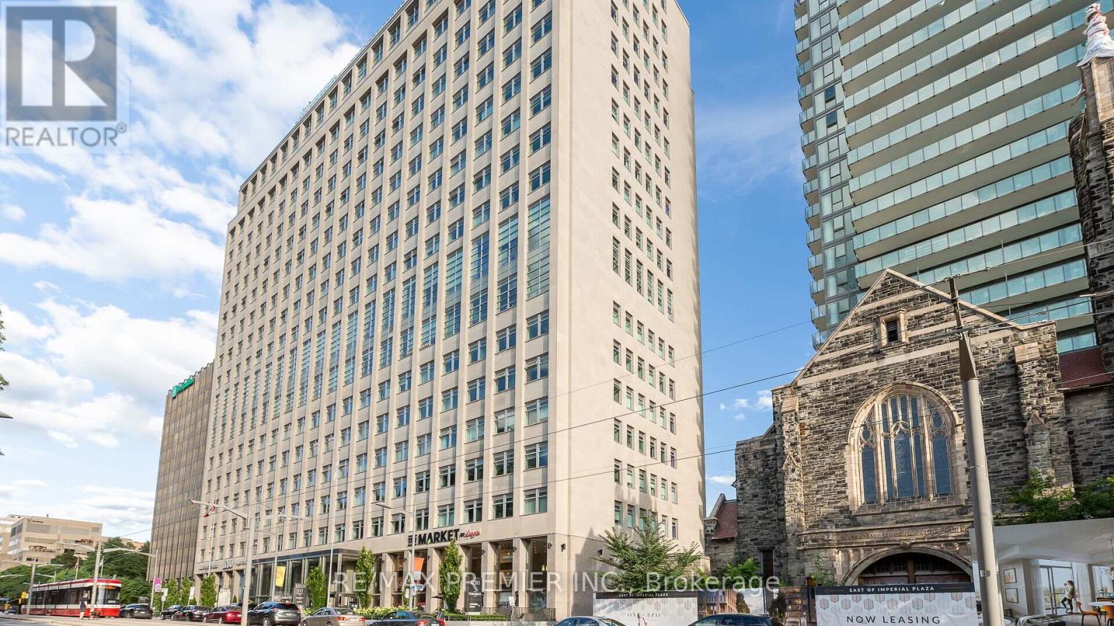 607 - 111 St. Clair Avenue W, Toronto, Ontario M4V 1N5 - Photo 2 - C12764346