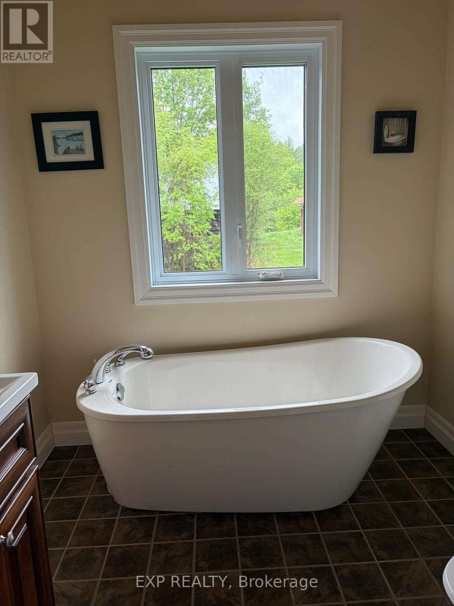144 Trebinski Road, Madawaska Valley, Ontario  K0J 1B0 - Photo 23 - X13422430