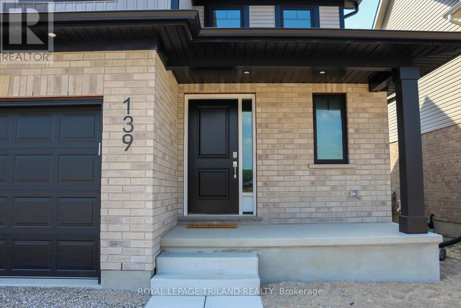 139 Styles Drive, St. Thomas, Ontario N5R 0R1 - Photo 3 - X12466958