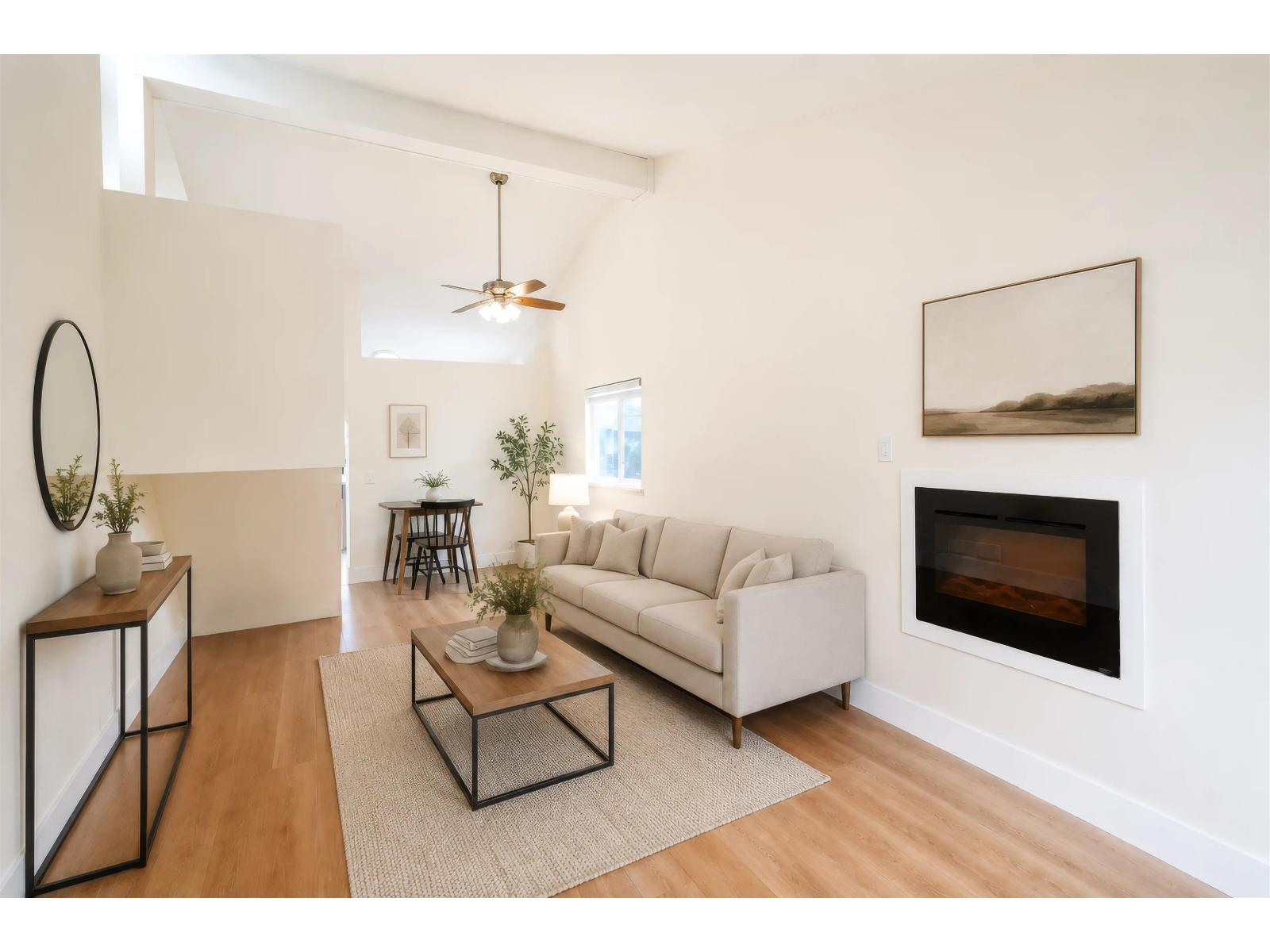 12458 76b Avenue, Surrey, British Columbia  V3W 7W6 - Photo 6 - R3133871