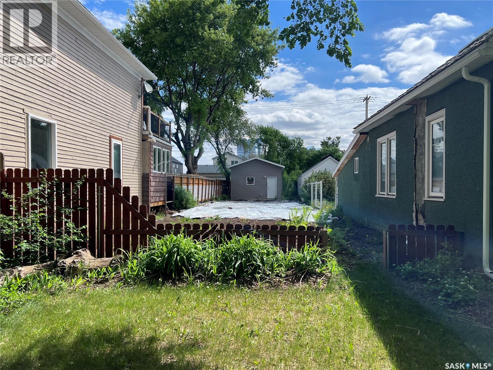 432 D Avenue S, Saskatoon, Saskatchewan  S7M 1R4 - Photo 3 - SK038791