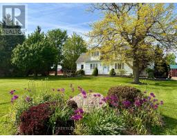 8192 PETROLIA LINE, Brooke-Alvinston, Ontario