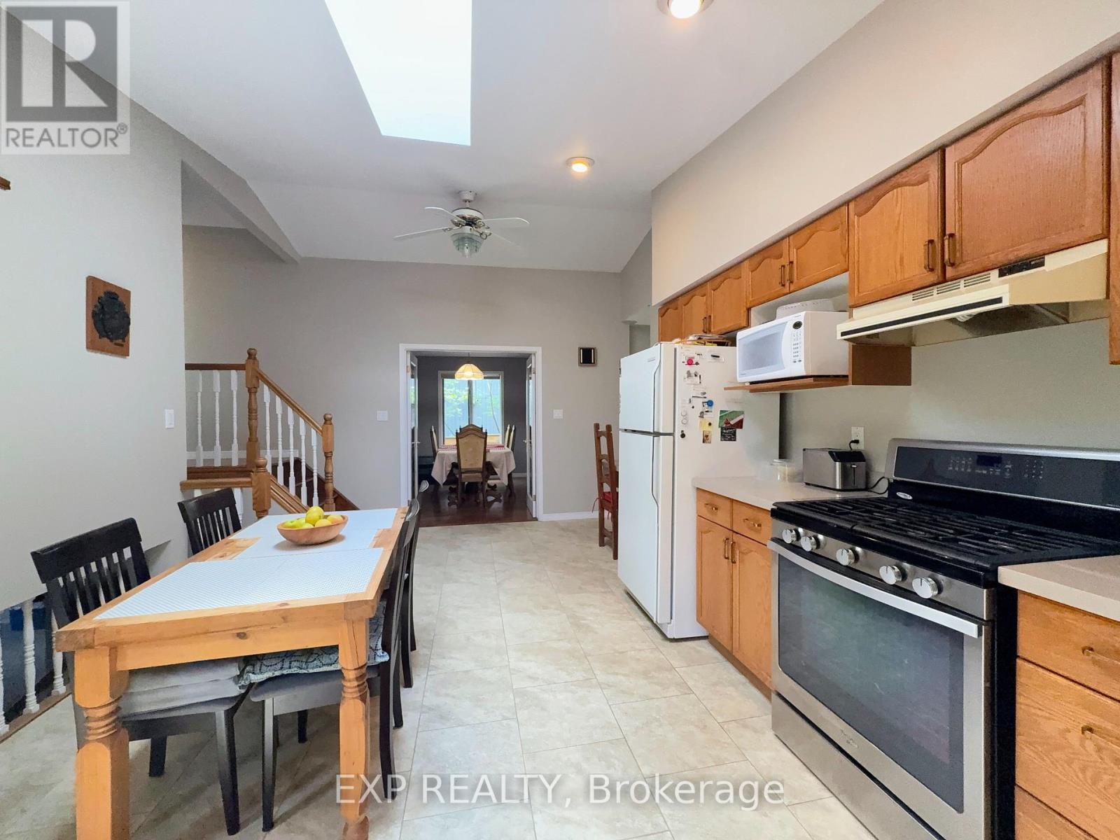 1050 Willow Drive, London South, Ontario N6E 1P3 - Photo 10 - X13423532