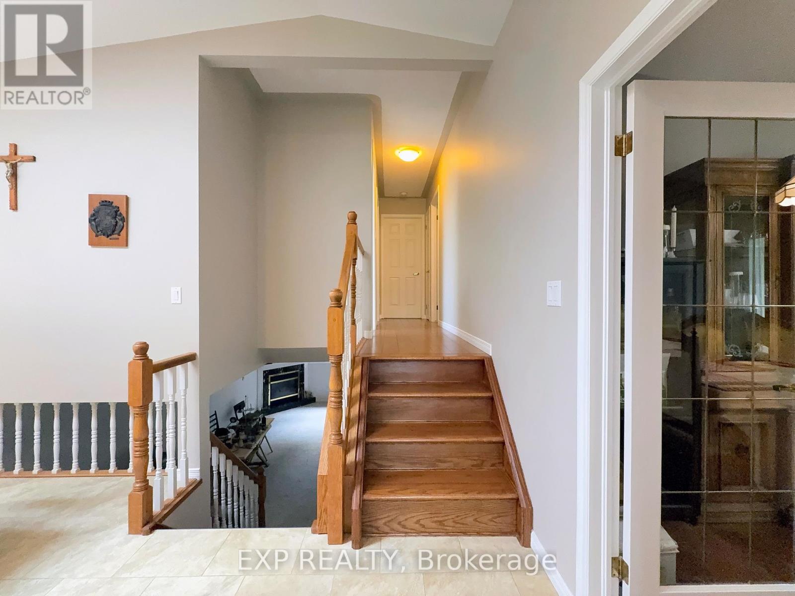 1050 Willow Drive, London South, Ontario N6E 1P3 - Photo 13 - X13423532