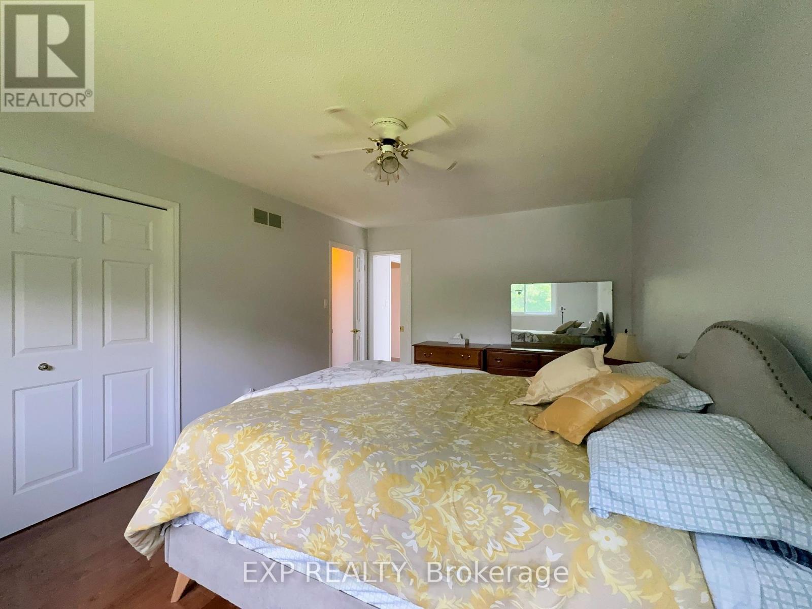 1050 Willow Drive, London South, Ontario N6E 1P3 - Photo 18 - X13423532