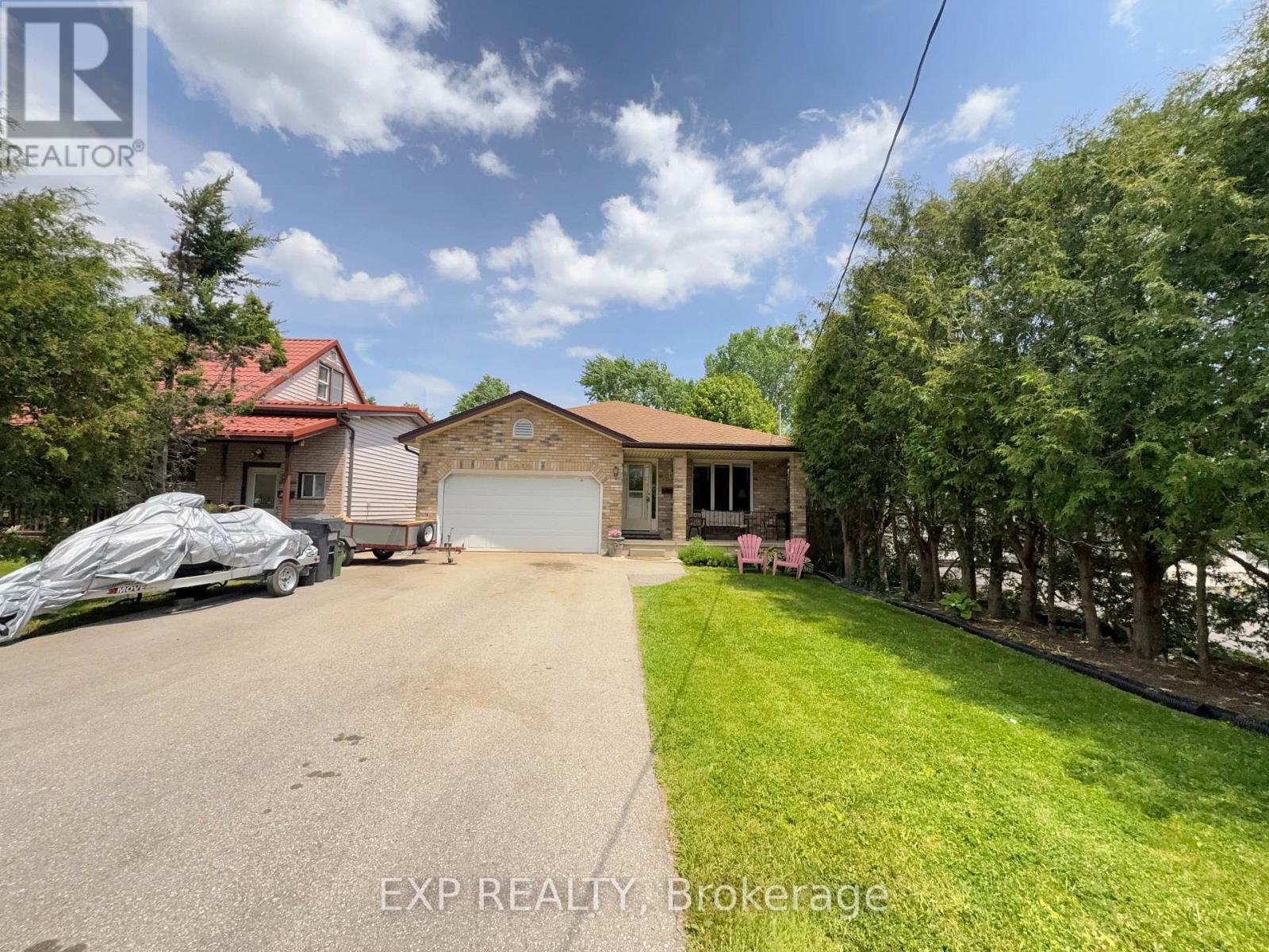 1050 Willow Drive, London South, Ontario N6E 1P3 - Photo 4 - X13423532