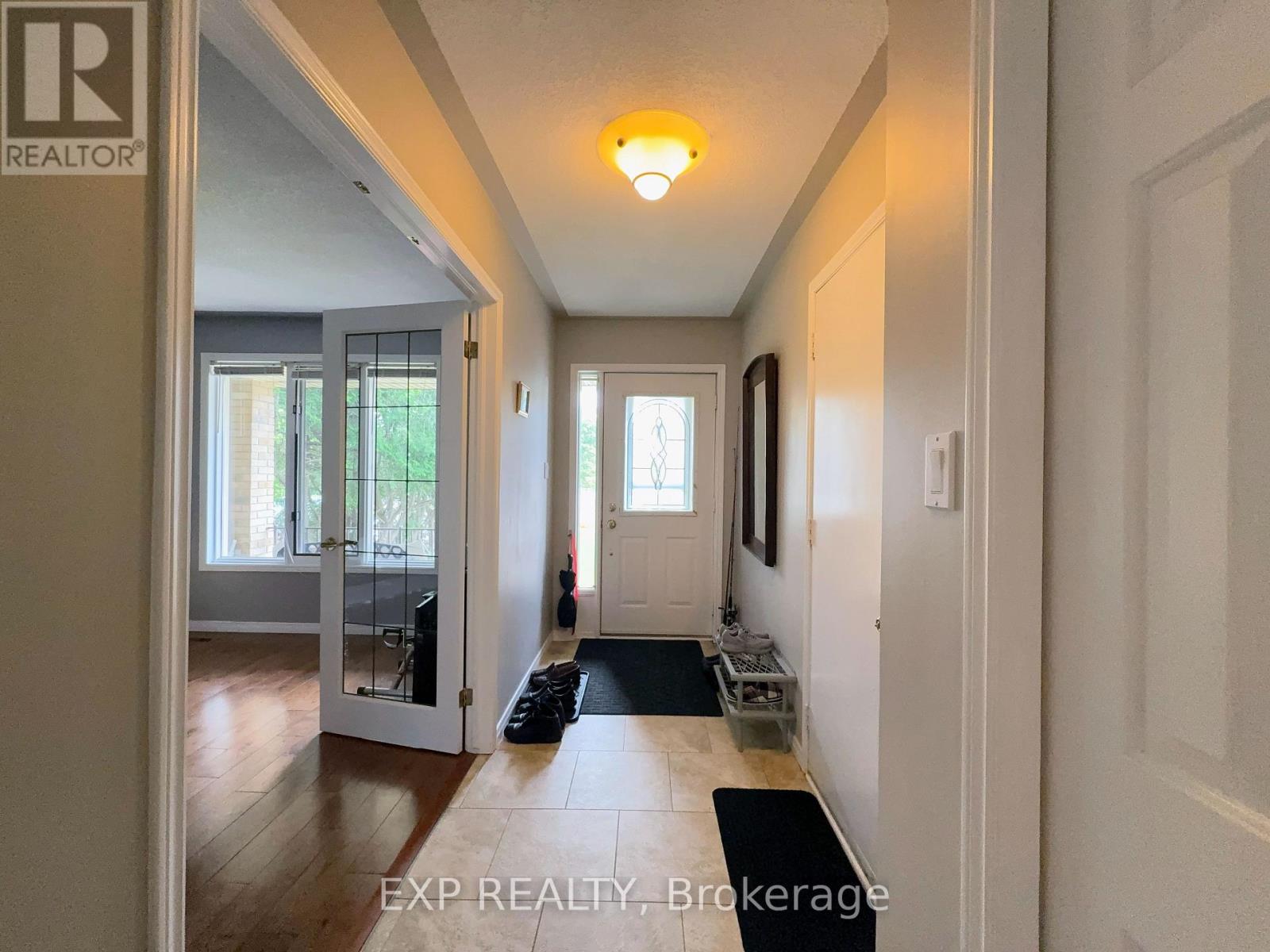 1050 Willow Drive, London South, Ontario N6E 1P3 - Photo 5 - X13423532
