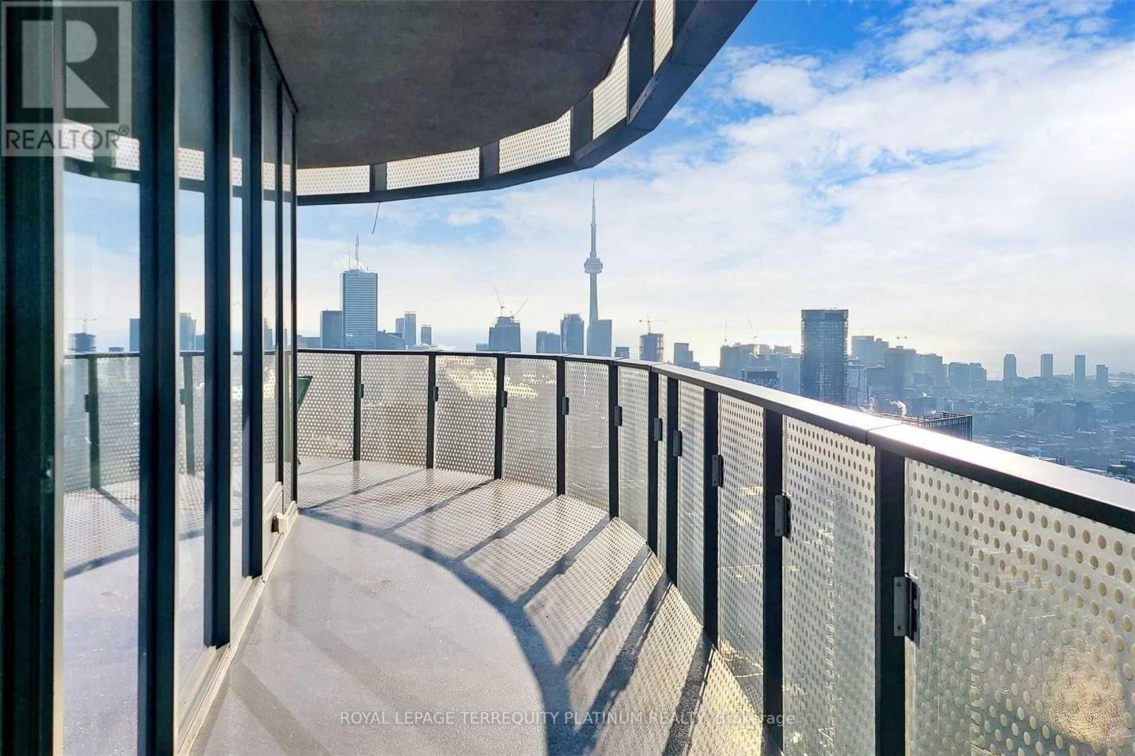 6005 - 11 Wellesley Street W, Toronto, Ontario  M4Y 0G4 - Photo 25 - C13129122