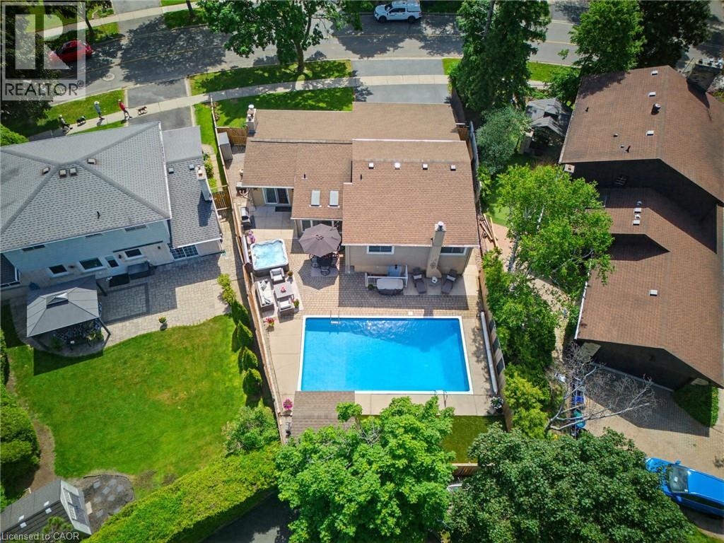 2063 Cavendish Drive, Burlington, Ontario  L7P 1Y9 - Photo 4 - 40832461