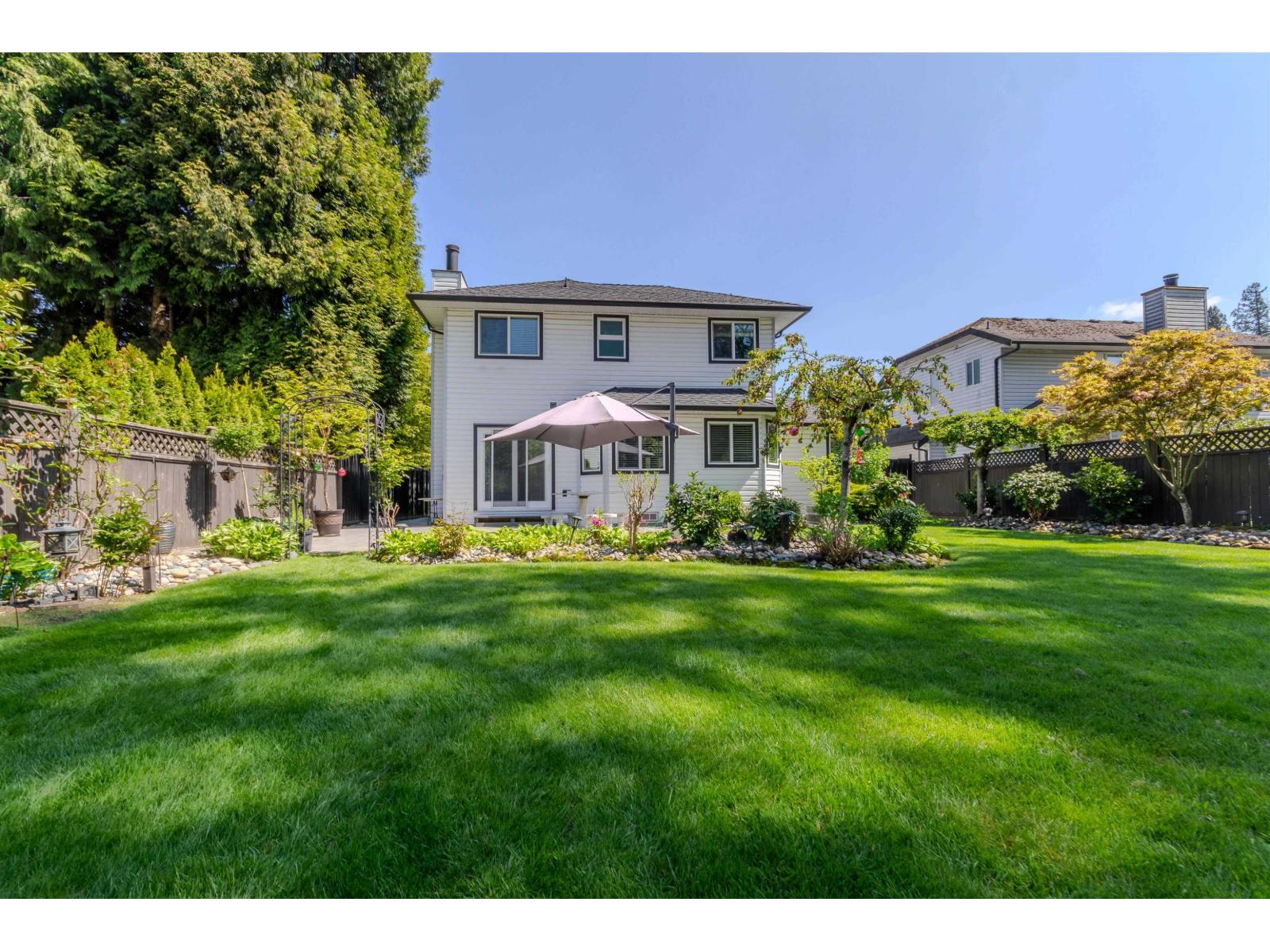11083 153a Street, Surrey, British Columbia  V3R 9H8 - Photo 5 - R3133946